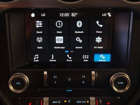 Used 2018 Ford Mustang Premium RWD image 25