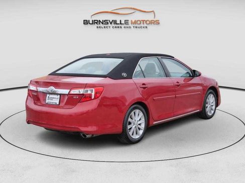 Used 2014 Toyota Camry XLE image 7