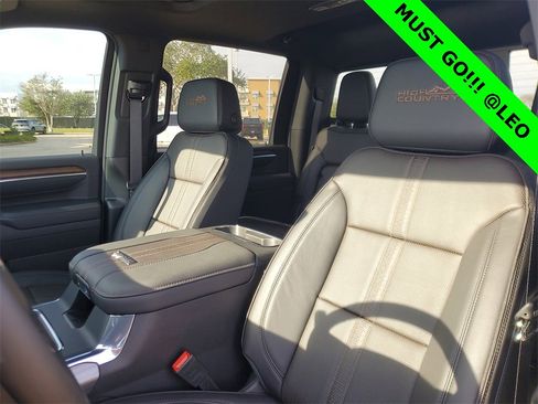 New 2025 Chevrolet Silverado 3500 High Country w/ High Country Premium Package image 13