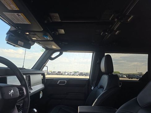 Used 2026 Ford Bronco Outer Banks AWD/4WD image 19