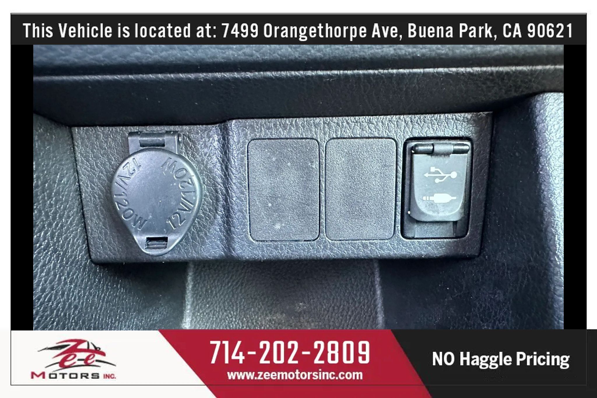 Used 2015 Toyota Corolla LE FWD image 26
