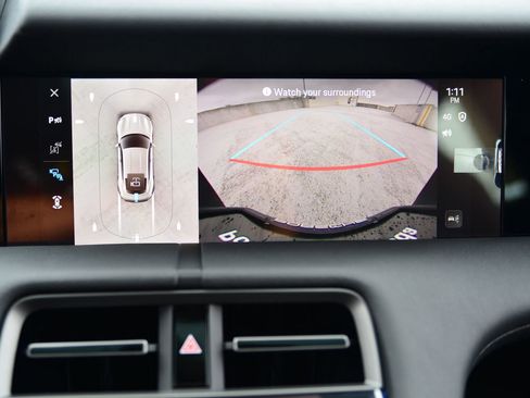 Used 2025 Porsche Taycan image 33