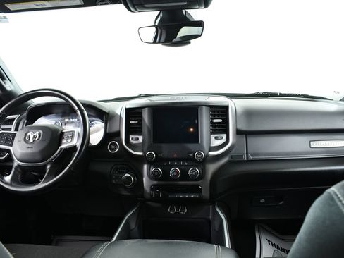 Used 2020 RAM 2500 Big Horn w/ Night Edition AWD/4WD image 7