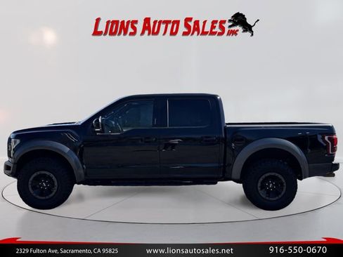 Used 2017 Ford F150 Raptor w/ Equipment Group 802A Luxury AWD/4WD image 6