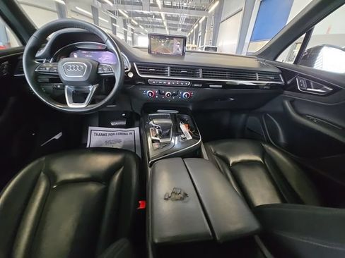 Used 2019 Audi Q7 3.0T Premium Plus w/ Premium Plus Package AWD/4WD image 21
