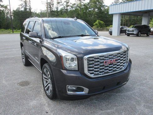 Used 2018 GMC Yukon Denali w/ Denali Ultimate Package AWD/4WD image 4