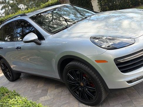 Used 2017 Porsche Cayenne Turbo w/ Sport Chrono Package image 3