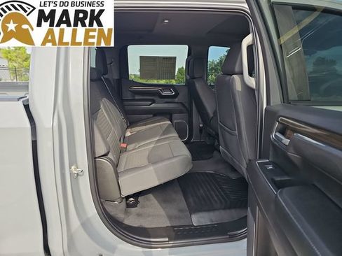 Used 2024 Chevrolet Silverado 1500 LT AWD/4WD image 27