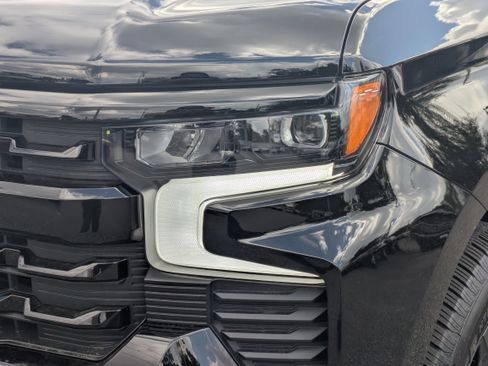 Used 2024 Chevrolet Silverado 1500 RST w/ Rally Edition image 10