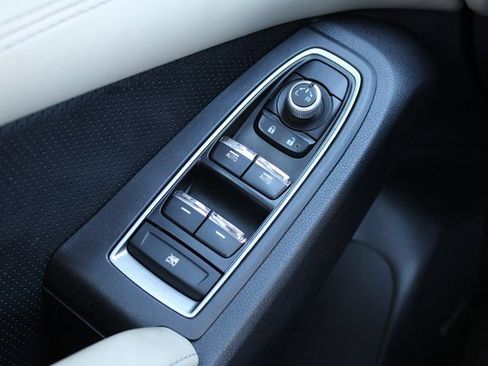 Used 2020 Subaru Ascent Limited w/ Technology Package image 35