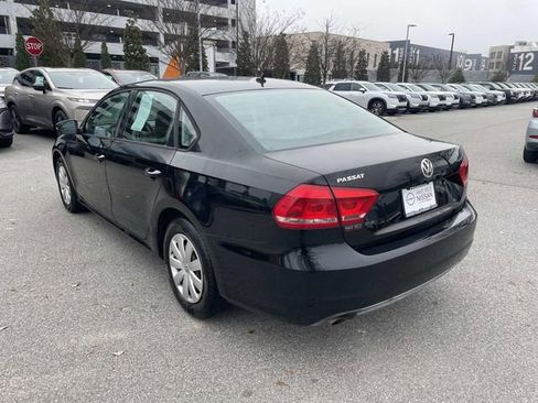 Used 2013 Volkswagen Passat 2.5 S image 8