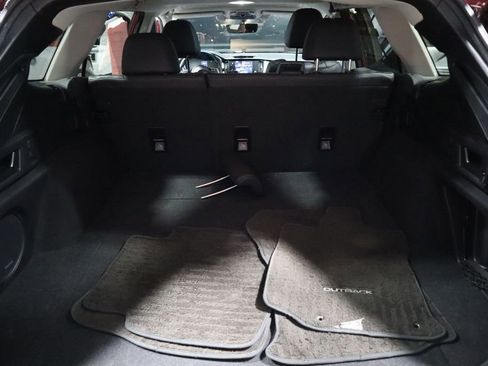 Used 2020 Subaru Outback Limited XT image 27