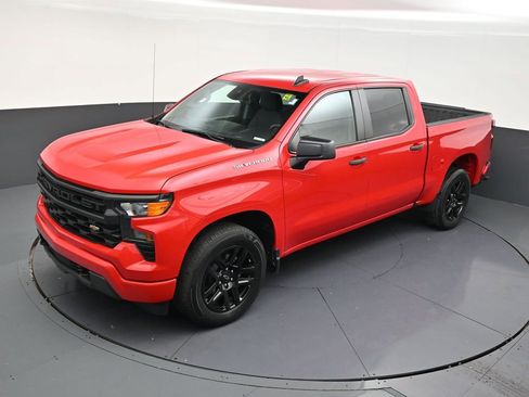 Used 2023 Chevrolet Silverado 1500 Custom RWD image 13