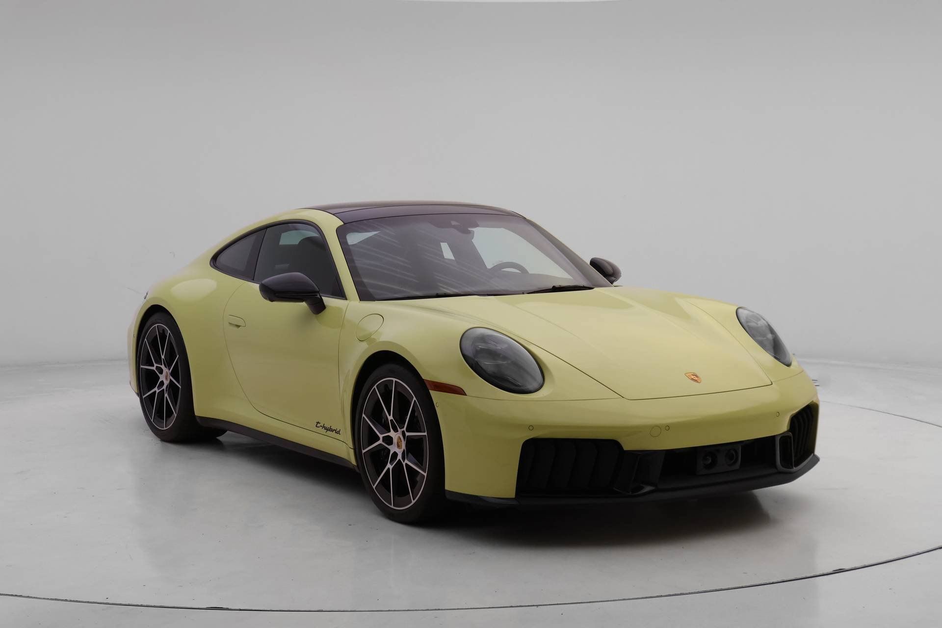 Certified 2025 Porsche 911 Carrera 4 GTS AWD/4WD image 9