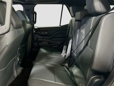 New 2025 Toyota 4Runner Limited image 25