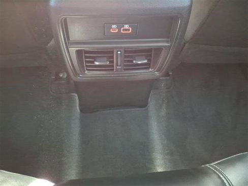 Certified 2022 Nissan Murano SV w/ SV Midnight Edition Package image 13