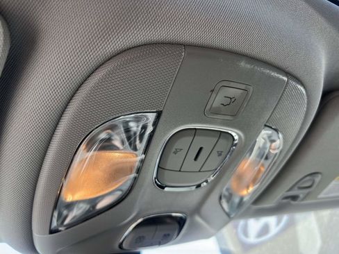 Certified 2022 Jeep Compass Latitude w/ Sun and Sound Group AWD/4WD image 33