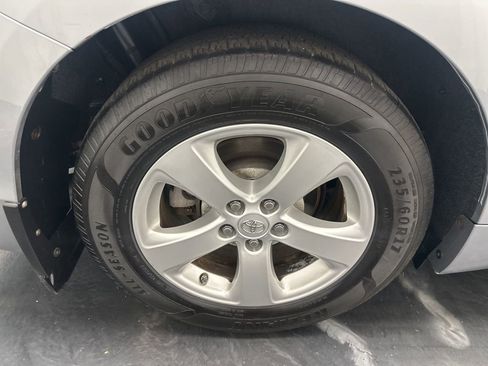 Used 2015 Toyota Sienna LE image 30