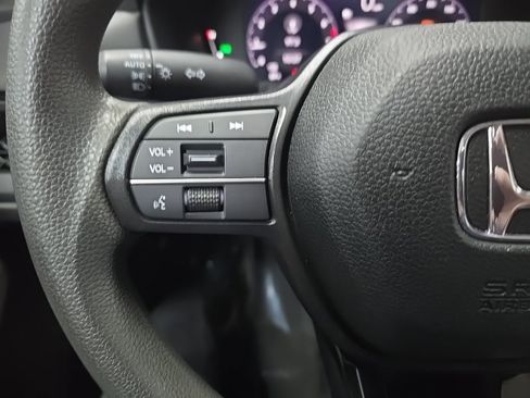 Used 2023 Honda Accord EX image 20