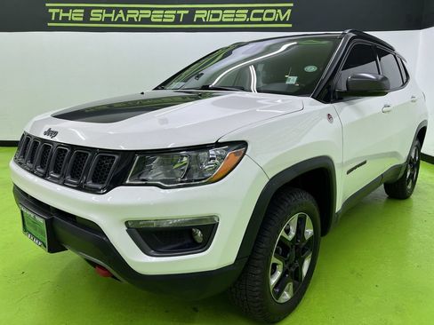 Used 2018 Jeep Compass Trailhawk w/ Cold Weather Group AWD/4WD image 5
