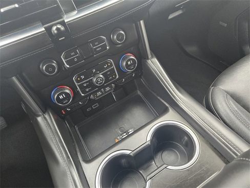 Used 2023 Chevrolet Tahoe LT w/ Luxury Package image 15