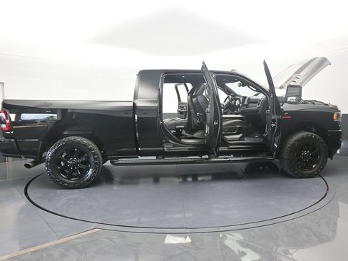 Used 2024 RAM 3500 Laramie w/ Night Edition image 87