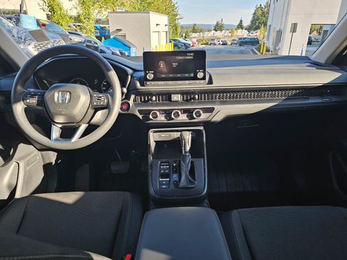 Used 2024 Honda CR-V LX image 21
