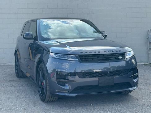Used 2024 Land Rover Range Rover Sport Autobiography AWD/4WD image 15