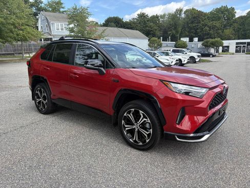 Used 2024 Toyota RAV4 XSE w/ Premium Package AWD/4WD image 9