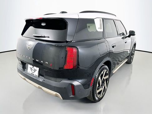 Certified 2025 MINI Cooper Countryman S w/ Comfort Package Max image 5