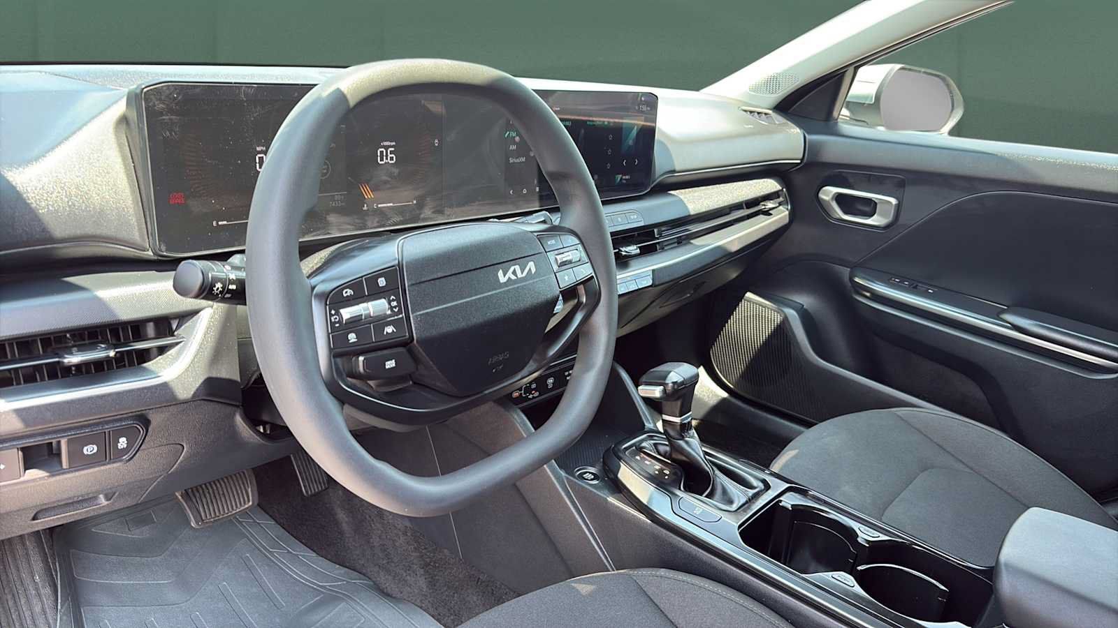 Used 2026 Kia K4 FWD image 18