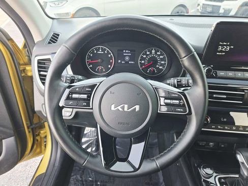 Used 2023 Kia Seltos Nightfall Edition image 18
