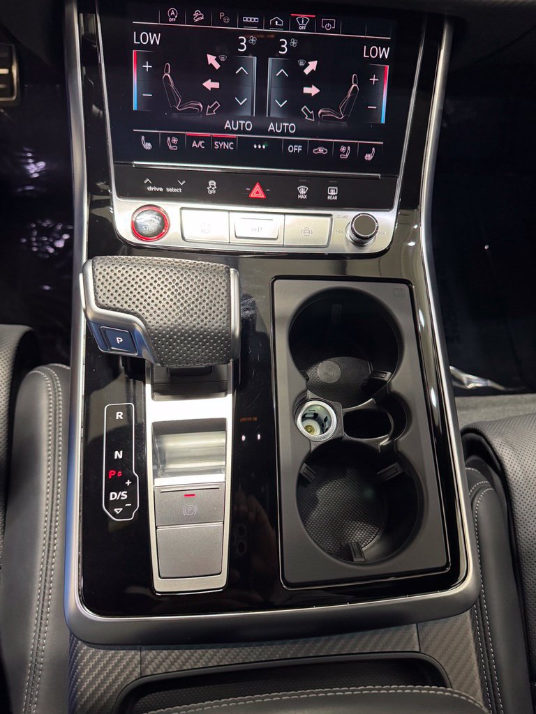 Used 2025 Audi SQ7 Prestige AWD/4WD image 22