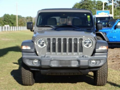 Used 2020 Jeep Wrangler Unlimited Sport image 6