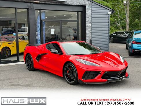 Used 2020 Chevrolet Corvette Stingray Premium Cpe w/ 3LT Preferred Equipment Group RWD image 13