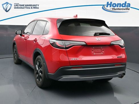 Used 2024 Honda HR-V Sport image 6
