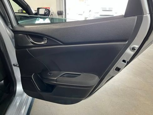 Used 2018 Honda Civic Sport image 15