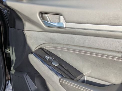 Used 2023 Nissan Altima 2.5 SL image 29