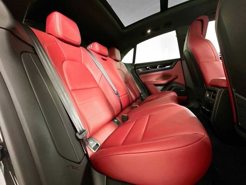 Certified 2024 Porsche Macan 4 Electric image 27