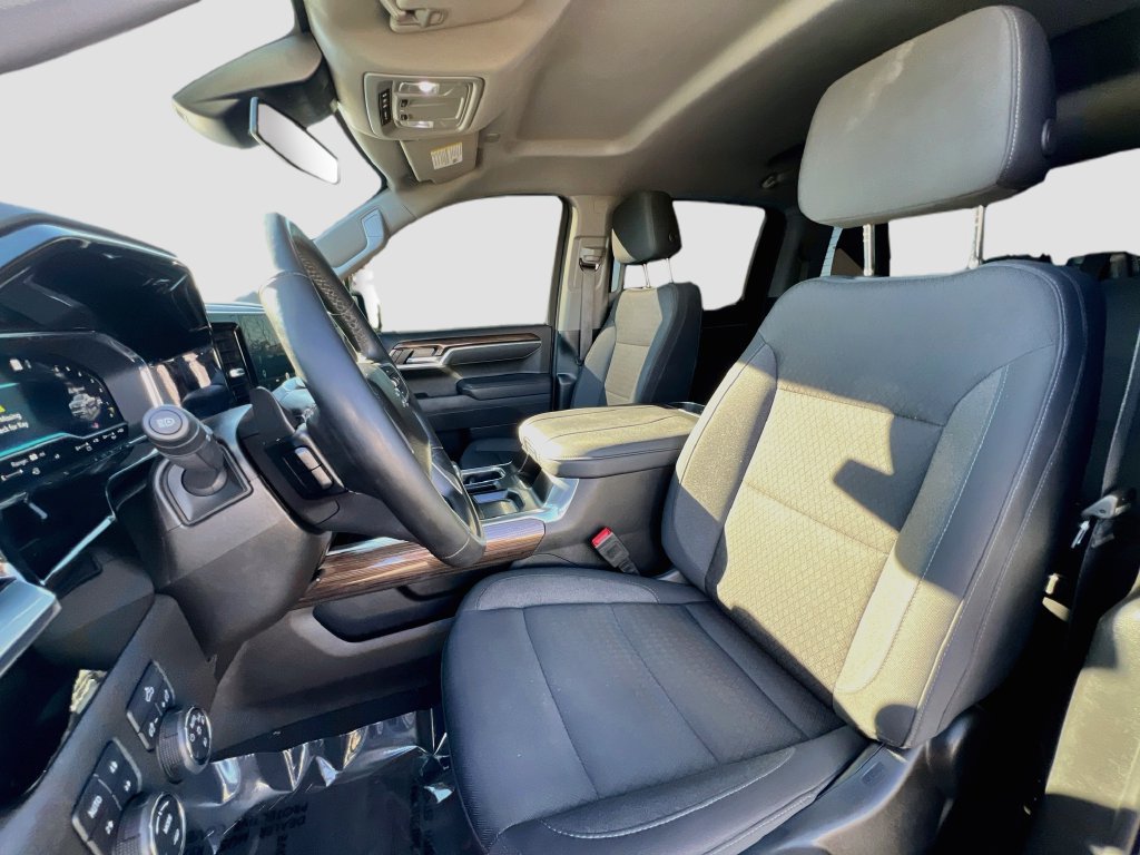 Used 2025 Chevrolet Silverado 1500 RST AWD/4WD image 21