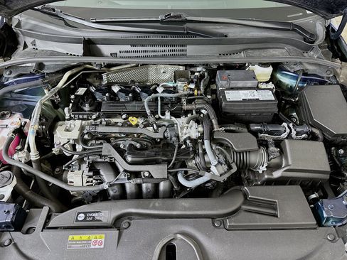 Used 2025 Toyota Corolla LE image 31