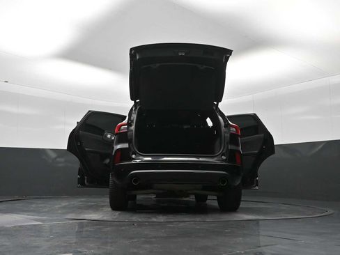 Used 2023 Ford Escape ST-Line Elite w/ Premium Technology Package image 40