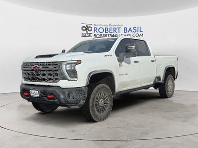 Used 2025 Chevrolet Silverado 2500 ZR2 w/ Technology Package