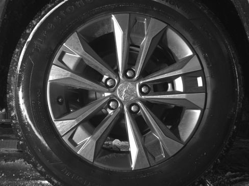 Used 2025 Chevrolet Equinox LT image 15