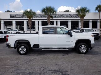 Used 2024 Chevrolet Silverado 2500 LT video 1