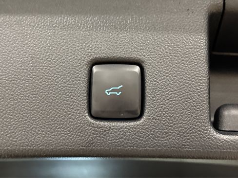 Used 2023 Ford Escape Platinum AWD/4WD image 49
