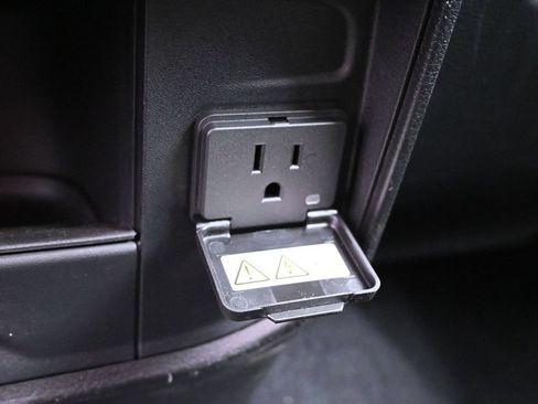 New 2026 RAM 2500 Tradesman AWD/4WD image 11
