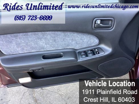 Used 1997 Nissan Maxima GXE image 10