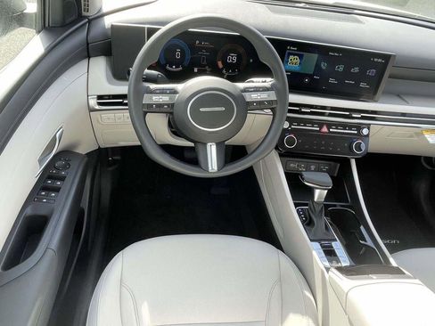 New 2026 Hyundai Tucson SEL image 32