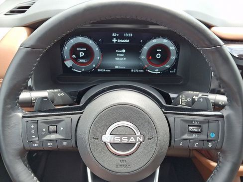 Used 2024 Nissan Pathfinder Platinum AWD/4WD image 22